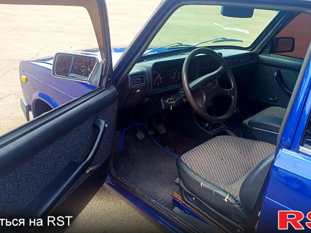 Синий ВАЗ 2107, объемом двигателя 1.5 л и пробегом 0 тыс. км за 4000 $, фото 11 на Automoto.ua