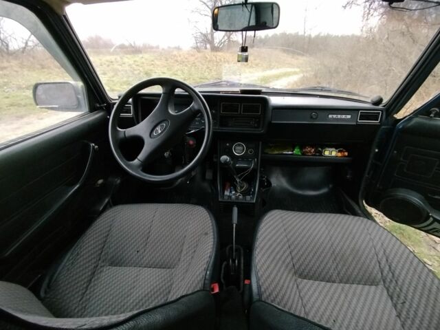 Синий ВАЗ 2107, объемом двигателя 1.5 л и пробегом 59 тыс. км за 1200 $, фото 6 на Automoto.ua