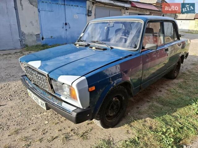 Синий ВАЗ 2107, объемом двигателя 1.45 л и пробегом 152 тыс. км за 1250 $, фото 6 на Automoto.ua