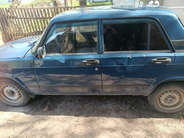Синий ВАЗ 2107, объемом двигателя 1.5 л и пробегом 36 тыс. км за 39000 $, фото 2 на Automoto.ua