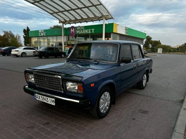 Синий ВАЗ 2107, объемом двигателя 1.5 л и пробегом 120 тыс. км за 1500 $, фото 2 на Automoto.ua
