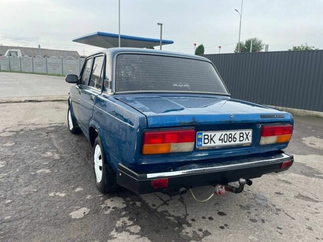 Синій ВАЗ 2107, об'ємом двигуна 1.5 л та пробігом 130 тис. км за 980 $, фото 6 на Automoto.ua