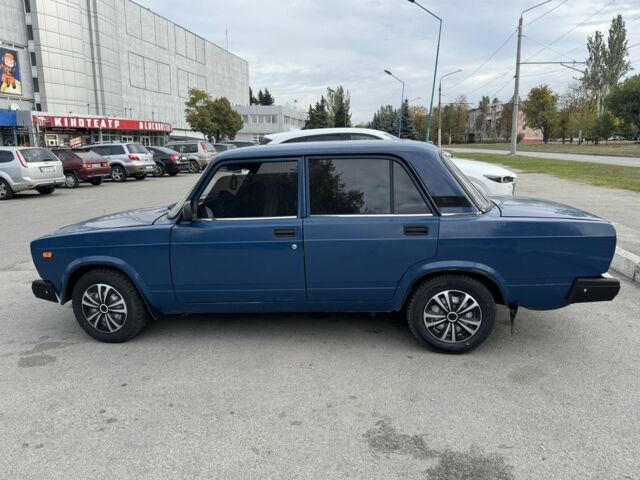 Синий ВАЗ 2107, объемом двигателя 1.5 л и пробегом 3 тыс. км за 1700 $, фото 4 на Automoto.ua