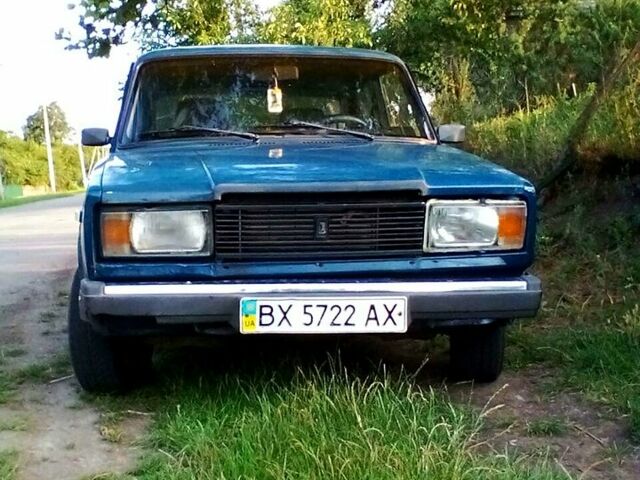 Синий ВАЗ 2107, объемом двигателя 1.5 л и пробегом 170 тыс. км за 1150 $, фото 1 на Automoto.ua