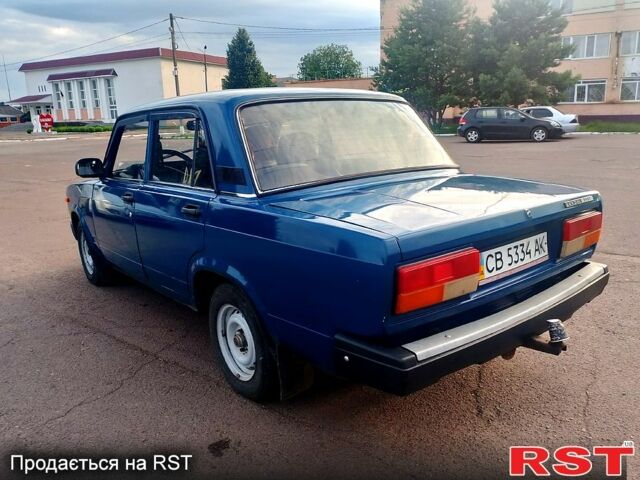 Синій ВАЗ 2107, об'ємом двигуна 1.5 л та пробігом 131 тис. км за 1999 $, фото 2 на Automoto.ua