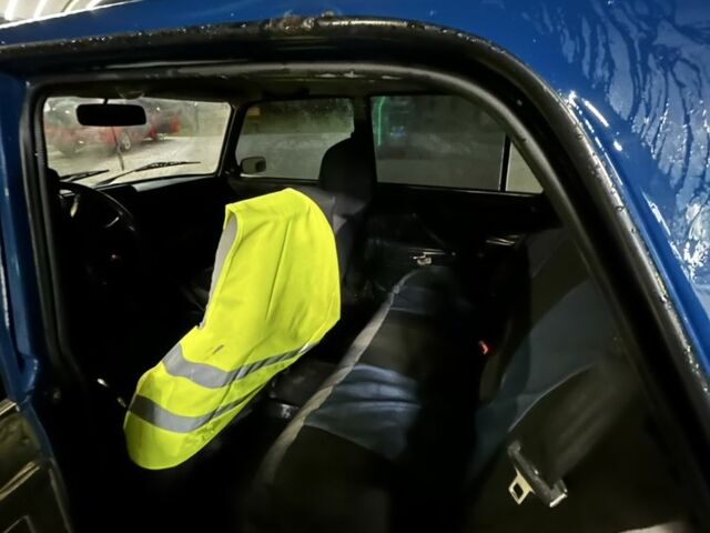 Синій ВАЗ 2107, об'ємом двигуна 1.5 л та пробігом 41 тис. км за 700 $, фото 7 на Automoto.ua