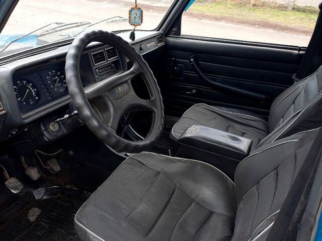 Синий ВАЗ 2107, объемом двигателя 1.5 л и пробегом 245 тыс. км за 1300 $, фото 10 на Automoto.ua