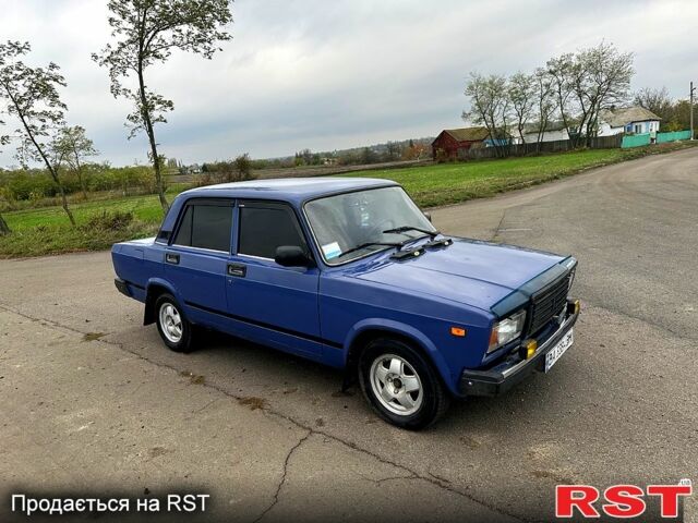 Синій ВАЗ 2107, об'ємом двигуна 1.5 л та пробігом 57 тис. км за 1550 $, фото 11 на Automoto.ua