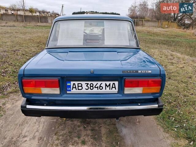 Синий ВАЗ 2107, объемом двигателя 1.5 л и пробегом 80 тыс. км за 3500 $, фото 5 на Automoto.ua