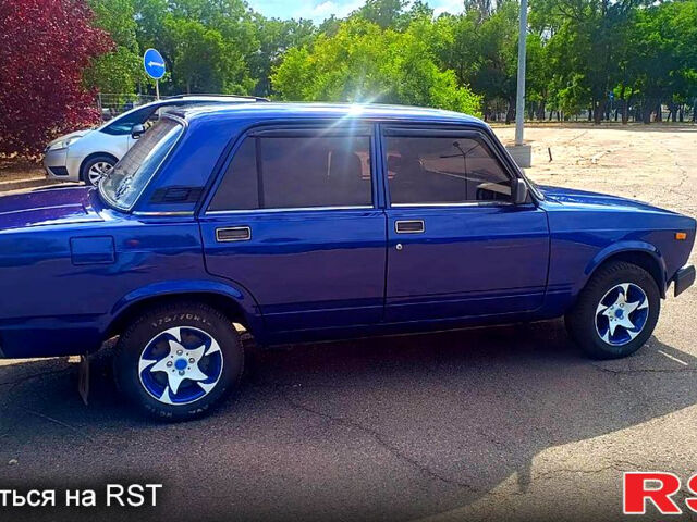 Синий ВАЗ 2107, объемом двигателя 1.5 л и пробегом 0 тыс. км за 4000 $, фото 5 на Automoto.ua