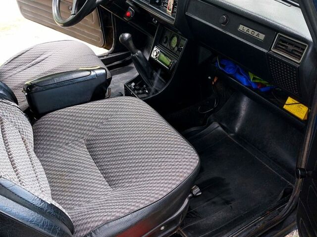 Синій ВАЗ 2107, об'ємом двигуна 1.5 л та пробігом 0 тис. км за 1000 $, фото 8 на Automoto.ua