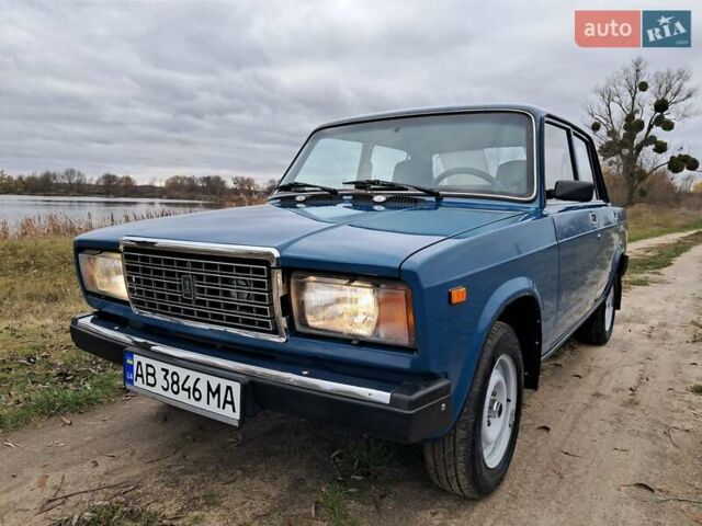 Синий ВАЗ 2107, объемом двигателя 1.5 л и пробегом 80 тыс. км за 3500 $, фото 4 на Automoto.ua