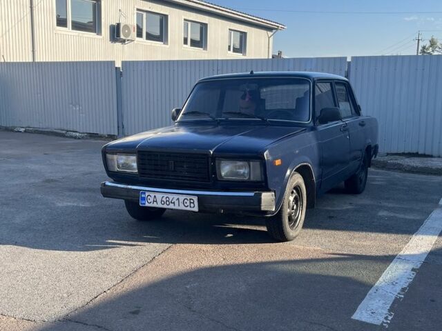 Синий ВАЗ 2107, объемом двигателя 1.5 л и пробегом 120 тыс. км за 1000 $, фото 1 на Automoto.ua
