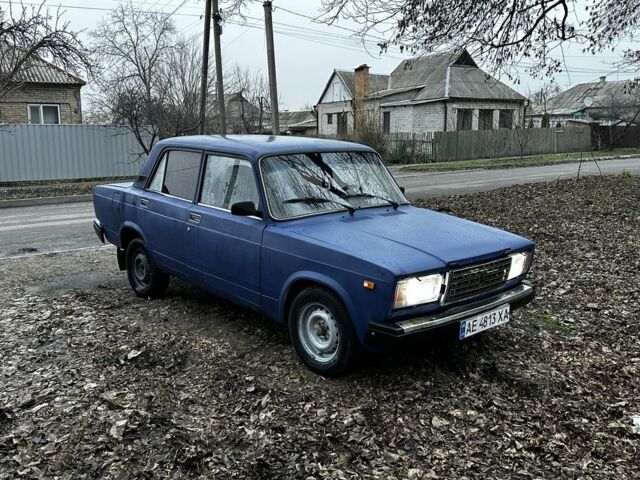 Синий ВАЗ 2107, объемом двигателя 1.5 л и пробегом 225 тыс. км за 712 $, фото 2 на Automoto.ua
