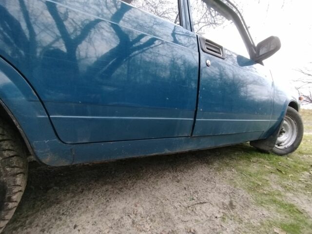 Синий ВАЗ 2107, объемом двигателя 1.5 л и пробегом 59 тыс. км за 1200 $, фото 9 на Automoto.ua