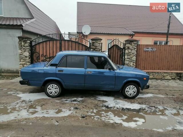 Синий ВАЗ 2107, объемом двигателя 0 л и пробегом 183 тыс. км за 1800 $, фото 2 на Automoto.ua