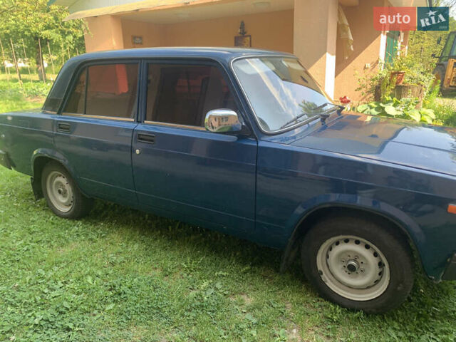 Синий ВАЗ 2107, объемом двигателя 1.5 л и пробегом 39 тыс. км за 2400 $, фото 4 на Automoto.ua
