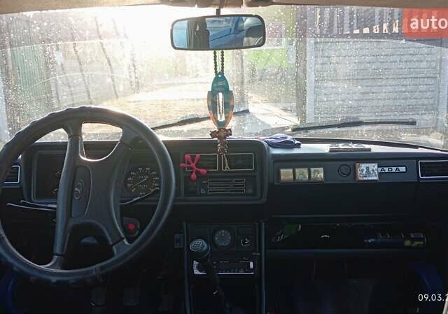 Синій ВАЗ 2107, об'ємом двигуна 1.8 л та пробігом 128 тис. км за 1800 $, фото 6 на Automoto.ua