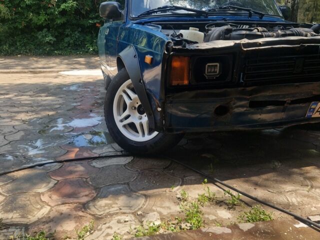 Синій ВАЗ 2107, об'ємом двигуна 1.5 л та пробігом 166 тис. км за 1900 $, фото 4 на Automoto.ua