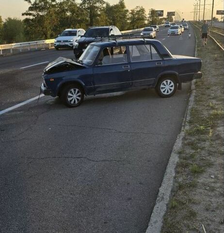 Синий ВАЗ 2107, объемом двигателя 1.5 л и пробегом 60 тыс. км за 831 $, фото 1 на Automoto.ua