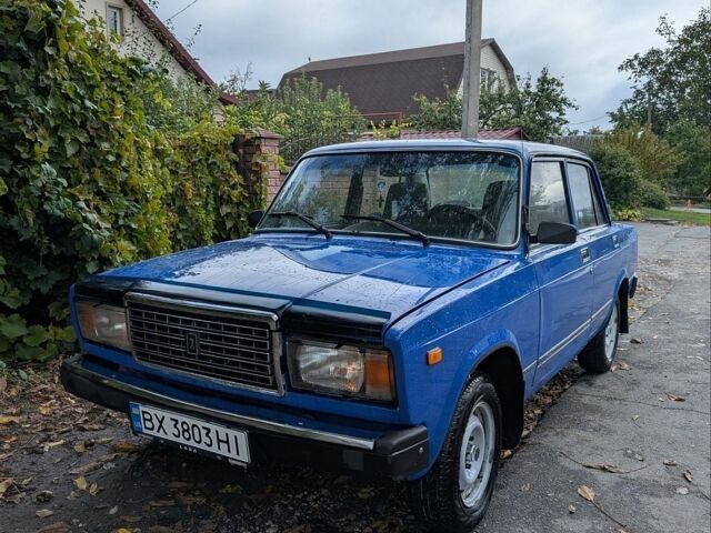 Синий ВАЗ 2107, объемом двигателя 1.5 л и пробегом 150 тыс. км за 1400 $, фото 1 на Automoto.ua