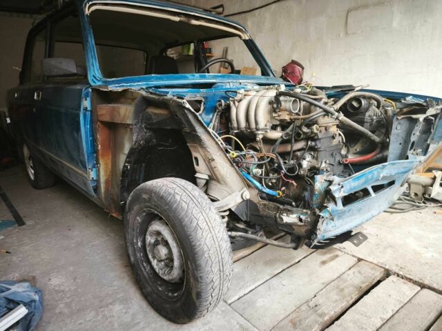 Синий ВАЗ 2107, объемом двигателя 1.6 л и пробегом 50 тыс. км за 1000 $, фото 4 на Automoto.ua