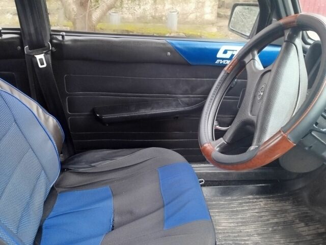 Синий ВАЗ 2107, объемом двигателя 1.5 л и пробегом 138 тыс. км за 1590 $, фото 4 на Automoto.ua