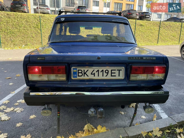 Синий ВАЗ 2107, объемом двигателя 1.45 л и пробегом 58 тыс. км за 1450 $, фото 4 на Automoto.ua