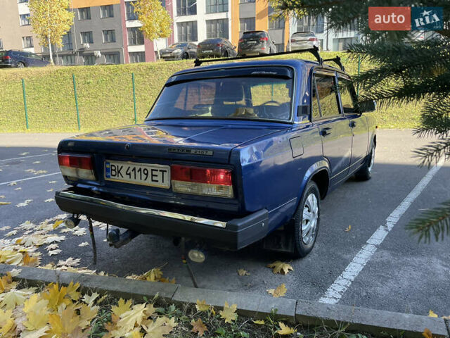 Синий ВАЗ 2107, объемом двигателя 1.45 л и пробегом 59 тыс. км за 1450 $, фото 4 на Automoto.ua