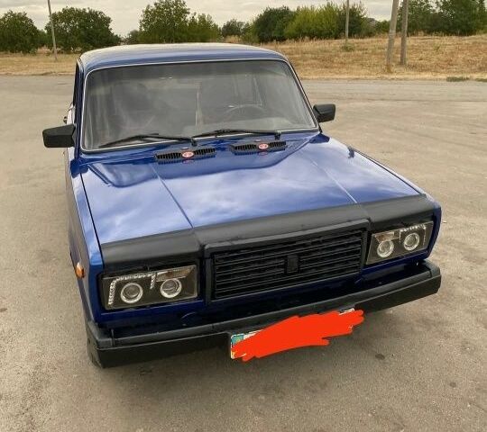 Синий ВАЗ 2107, объемом двигателя 1.6 л и пробегом 150 тыс. км за 846 $, фото 1 на Automoto.ua