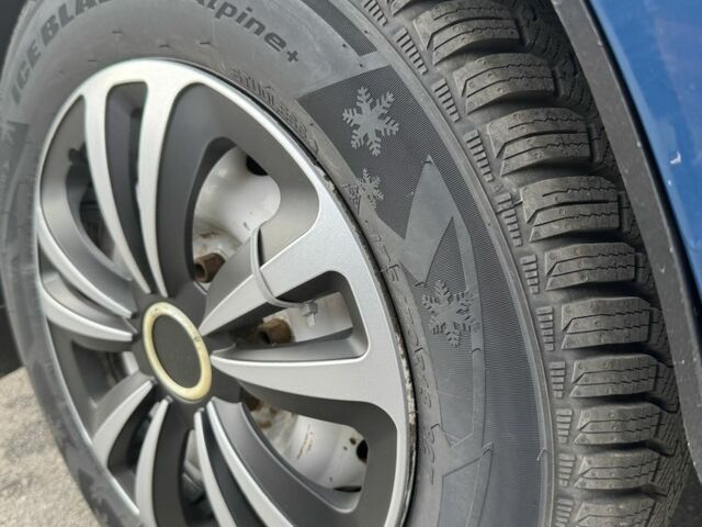 Синий ВАЗ 2107, объемом двигателя 1.5 л и пробегом 3 тыс. км за 1700 $, фото 6 на Automoto.ua
