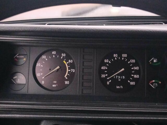 Синий ВАЗ 2107, объемом двигателя 0 л и пробегом 2 тыс. км за 3200 $, фото 5 на Automoto.ua