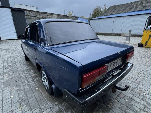 Синий ВАЗ 2107, объемом двигателя 1.5 л и пробегом 71 тыс. км за 1500 $, фото 4 на Automoto.ua