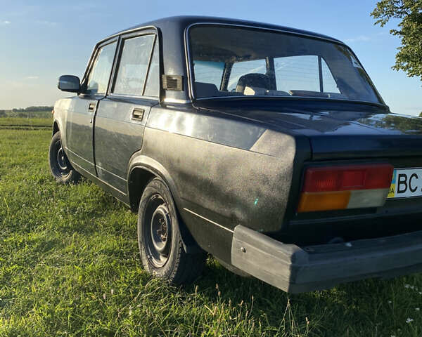 Синий ВАЗ 2107, объемом двигателя 1.5 л и пробегом 122 тыс. км за 1200 $, фото 4 на Automoto.ua