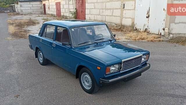 Синій ВАЗ 2107, об'ємом двигуна 1.6 л та пробігом 35 тис. км за 3650 $, фото 15 на Automoto.ua