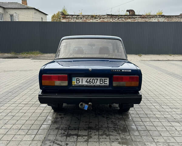 Синий ВАЗ 2107, объемом двигателя 1.45 л и пробегом 120 тыс. км за 999 $, фото 3 на Automoto.ua