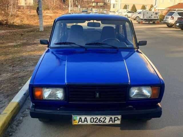Синий ВАЗ 2107, объемом двигателя 1.6 л и пробегом 144 тыс. км за 1350 $, фото 1 на Automoto.ua