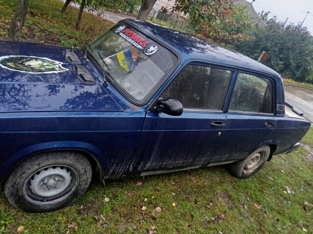 Синий ВАЗ 2107, объемом двигателя 1.5 л и пробегом 93 тыс. км за 557 $, фото 1 на Automoto.ua