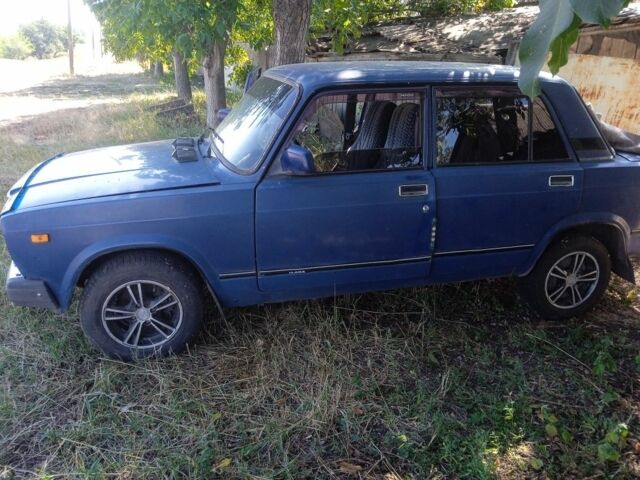 Синій ВАЗ 2107, об'ємом двигуна 0 л та пробігом 70 тис. км за 998 $, фото 1 на Automoto.ua