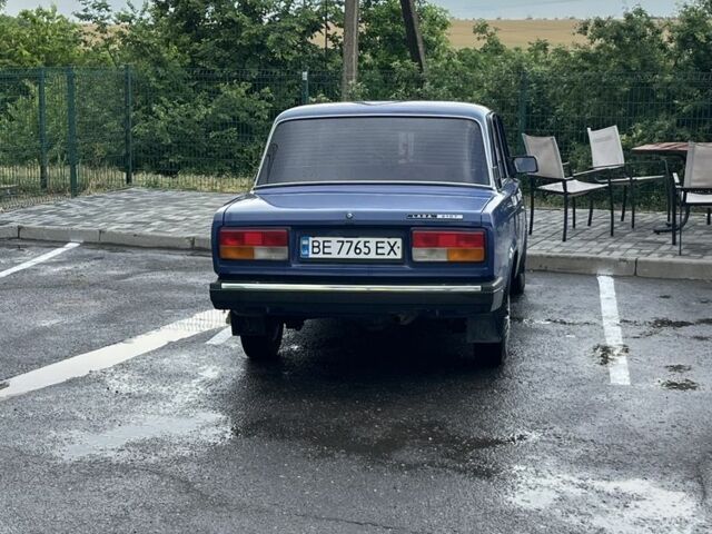 Синий ВАЗ 2107, объемом двигателя 1.6 л и пробегом 25 тыс. км за 800 $, фото 2 на Automoto.ua