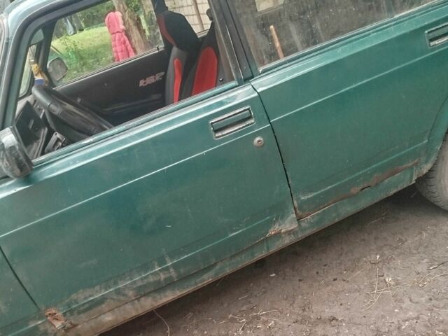 Зеленый ВАЗ 2107, объемом двигателя 1 л и пробегом 55 тыс. км за 286 $, фото 6 на Automoto.ua