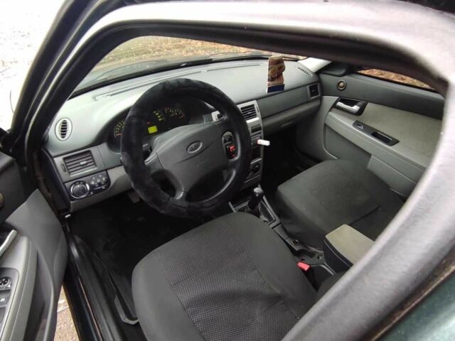 Зеленый ВАЗ 2107, объемом двигателя 1.6 л и пробегом 117 тыс. км за 3200 $, фото 16 на Automoto.ua