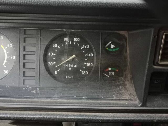 Зеленый ВАЗ 2107, объемом двигателя 0 л и пробегом 84 тыс. км за 454 $, фото 2 на Automoto.ua