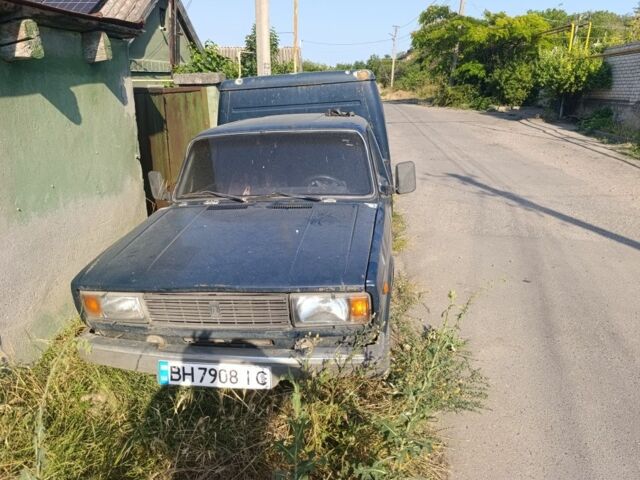 Зеленый ВАЗ 2107, объемом двигателя 1.6 л и пробегом 9 тыс. км за 800 $, фото 3 на Automoto.ua