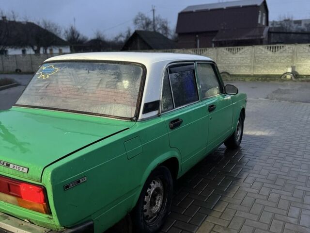 Зеленый ВАЗ 2107, объемом двигателя 1.5 л и пробегом 50 тыс. км за 710 $, фото 4 на Automoto.ua