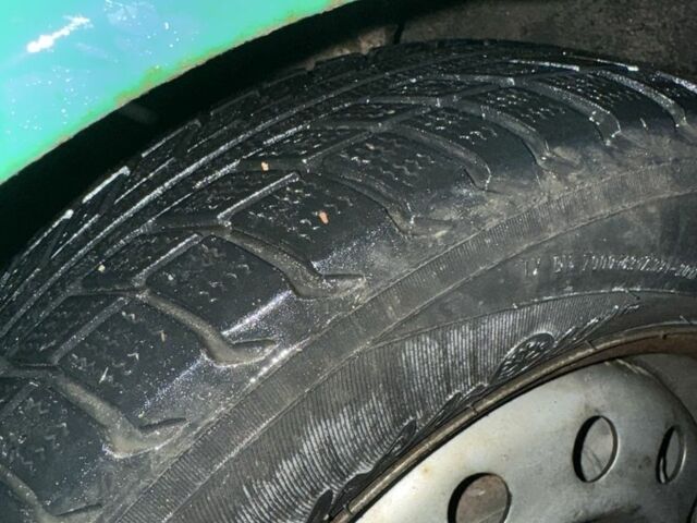 Зеленый ВАЗ 2107, объемом двигателя 1.5 л и пробегом 50 тыс. км за 710 $, фото 2 на Automoto.ua