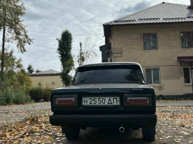 ВАЗ 2107 1984 в Днепре (Днепропетровске) на Automoto.ua Зеленый ВАЗ 2107, объемом двигателя 0 л и пробегом 130 тыс. км за 2000 $, фото 1 на Automoto.ua