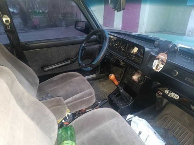 Зеленый ВАЗ 2107, объемом двигателя 0 л и пробегом 2 тыс. км за 289 $, фото 4 на Automoto.ua