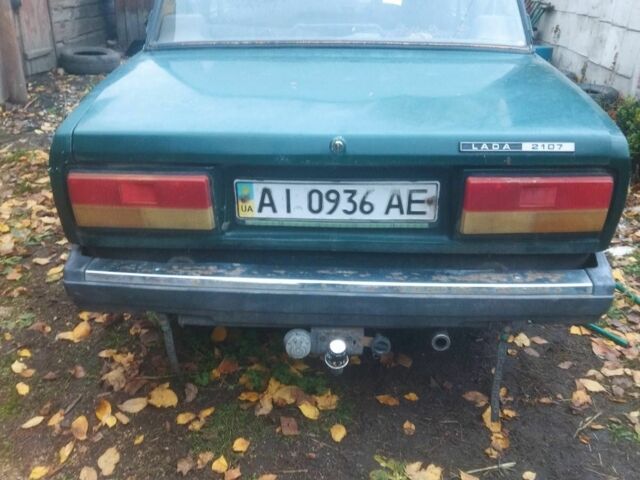 Зеленый ВАЗ 2107, объемом двигателя 1 л и пробегом 400 тыс. км за 450 $, фото 3 на Automoto.ua