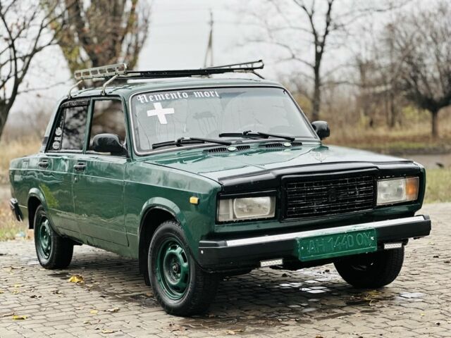 Зелений ВАЗ 2107, об'ємом двигуна 1.5 л та пробігом 210 тис. км за 428 $, фото 1 на Automoto.ua